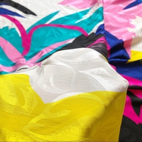 Vintage 80s Leamond Dean Silk Scarf Abstract Palm Print 43 Square - Picture 8 of 11